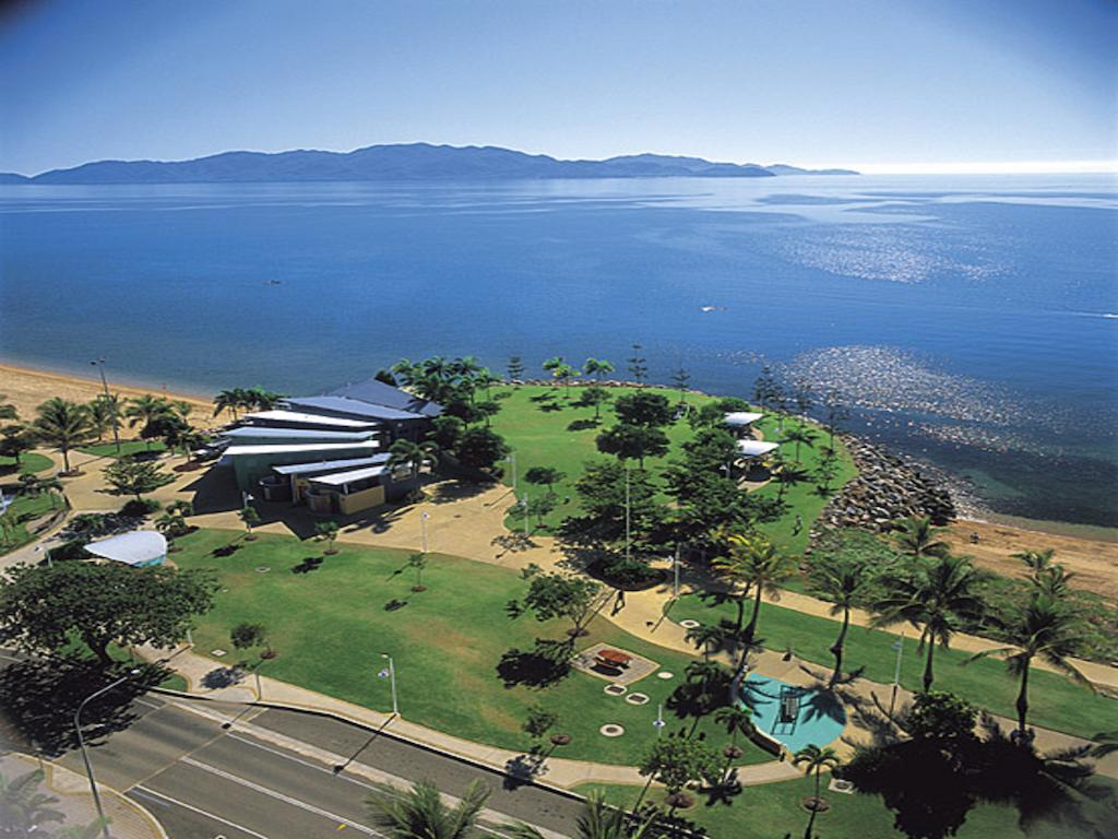 Beach House Motel Townsville Exteriér fotografie