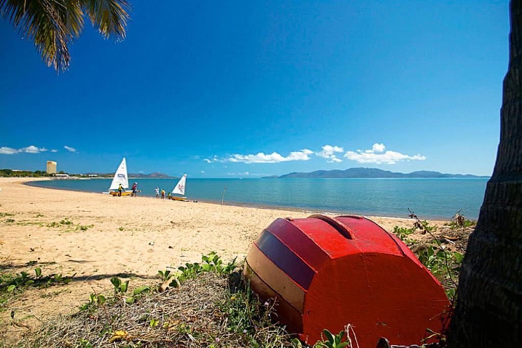 Beach House Motel Townsville Exteriér fotografie