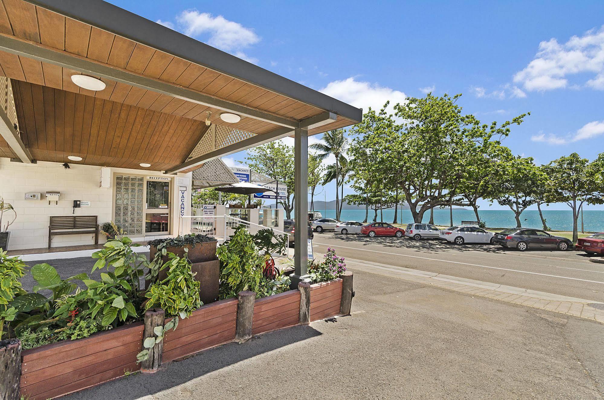 Beach House Motel Townsville Exteriér fotografie