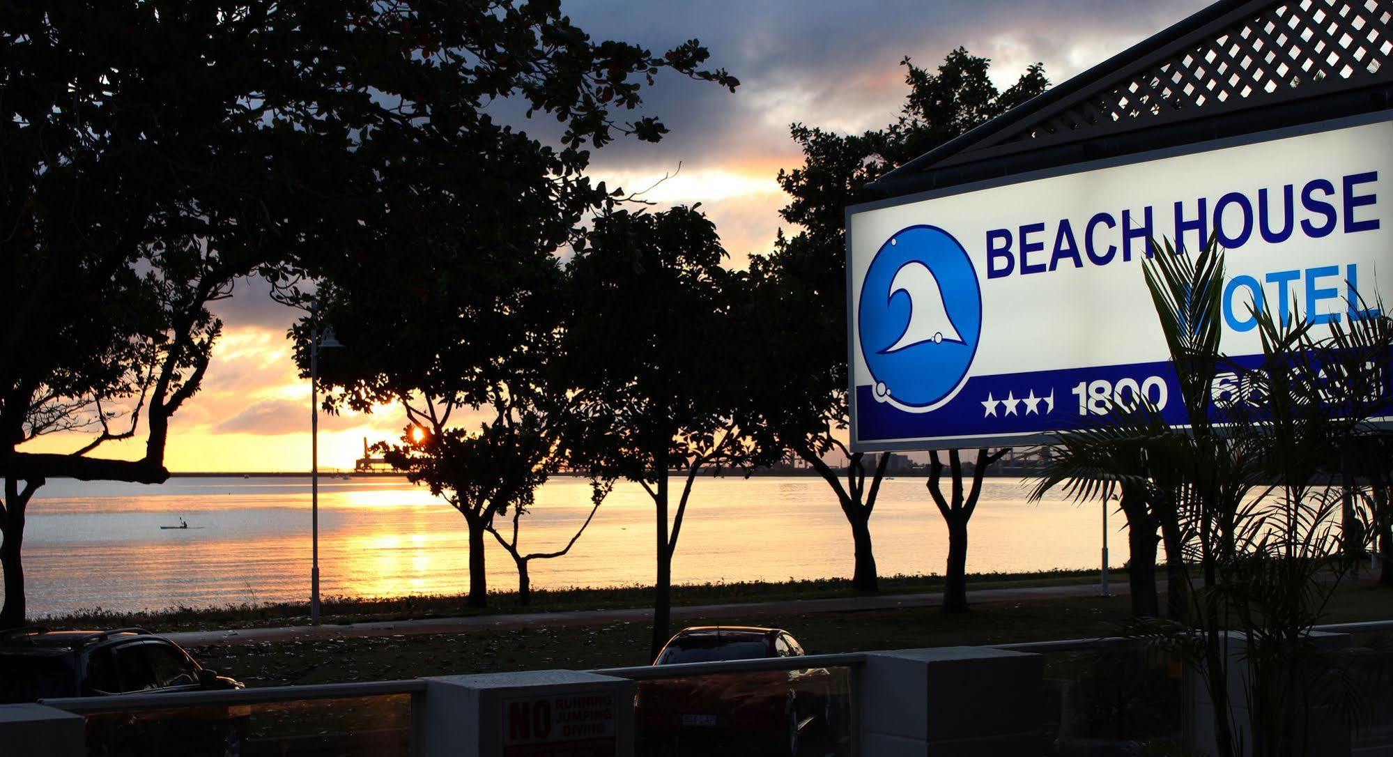 Beach House Motel Townsville Exteriér fotografie