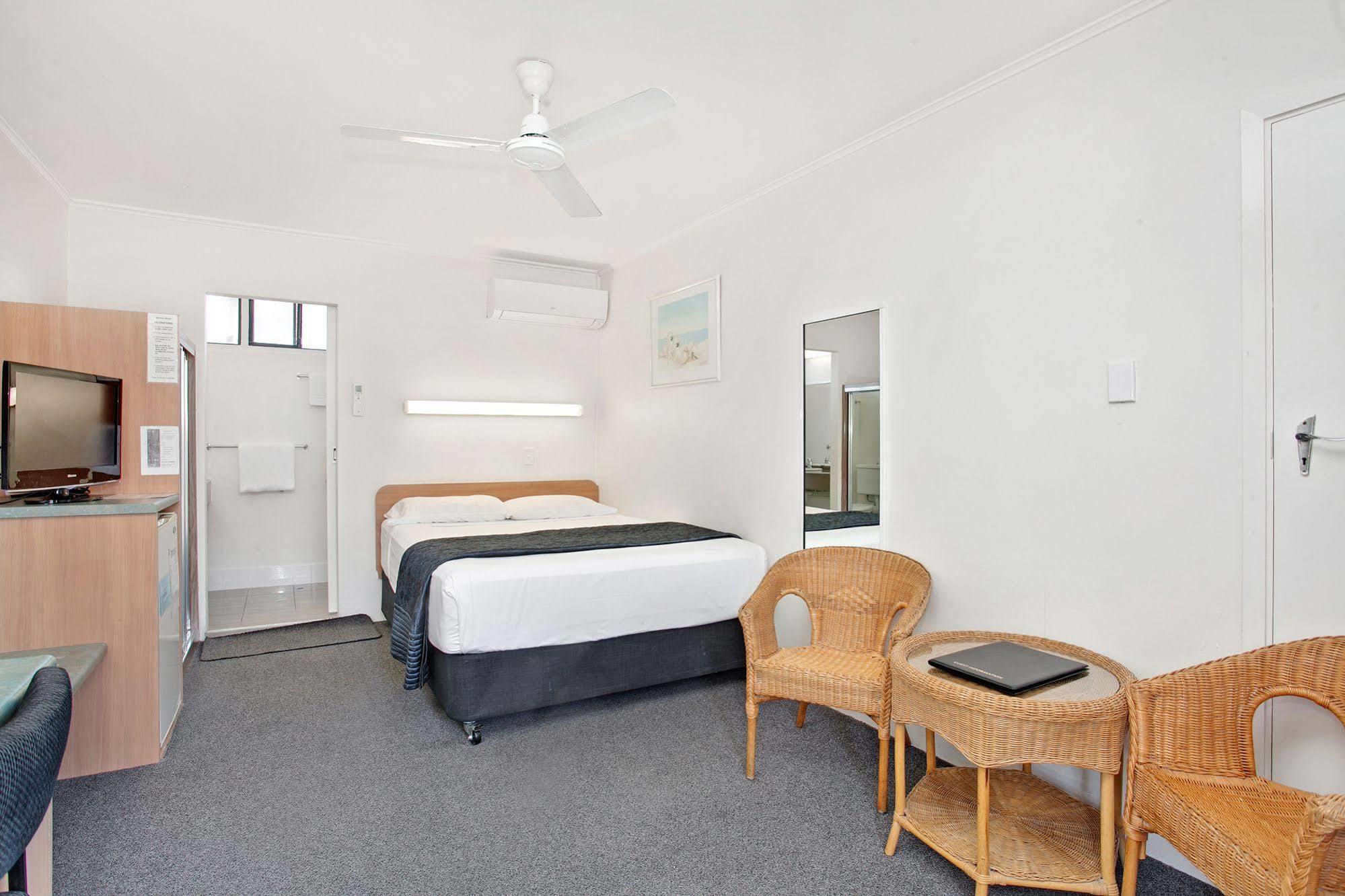 Beach House Motel Townsville Exteriér fotografie