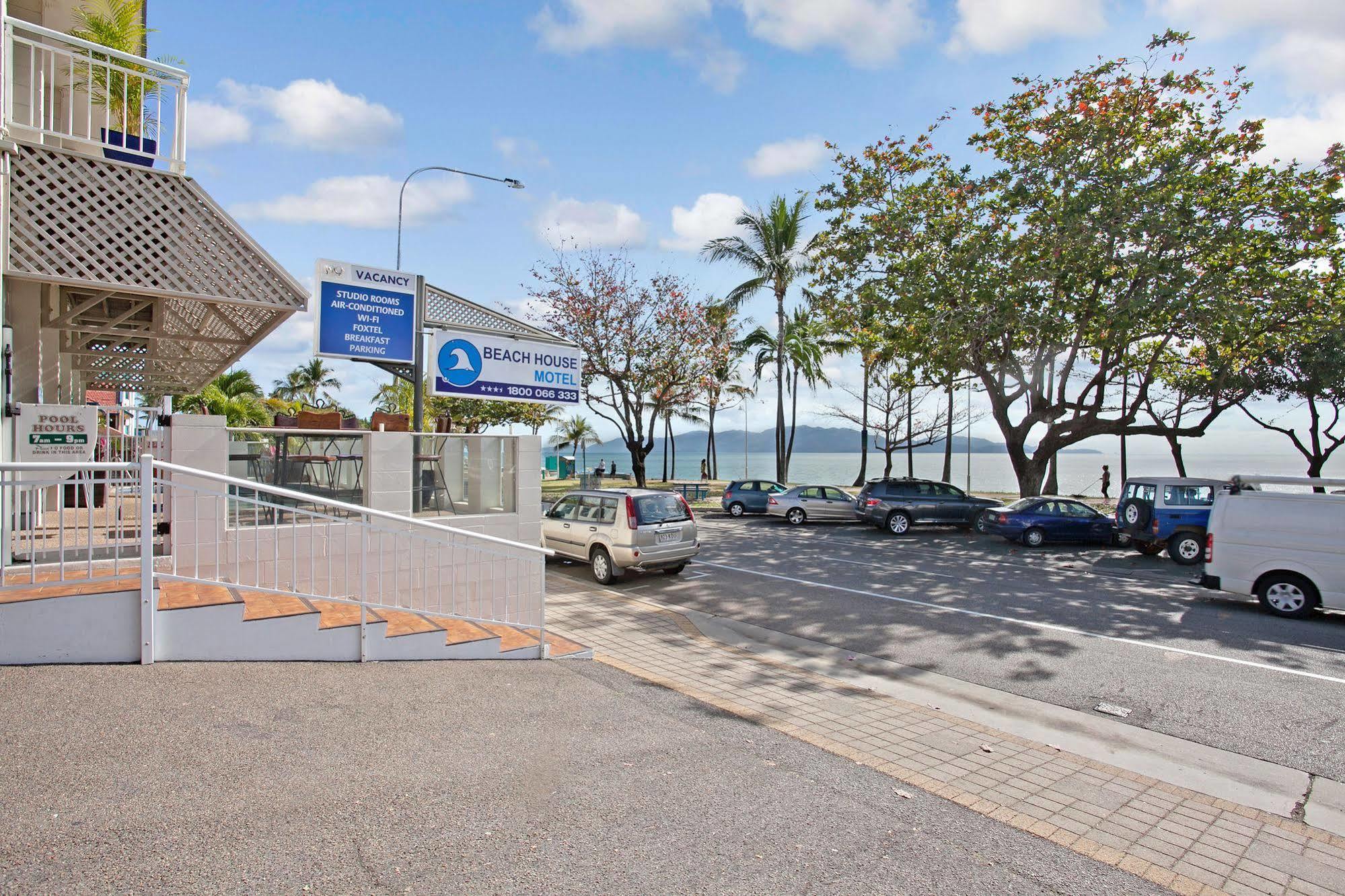 Beach House Motel Townsville Exteriér fotografie