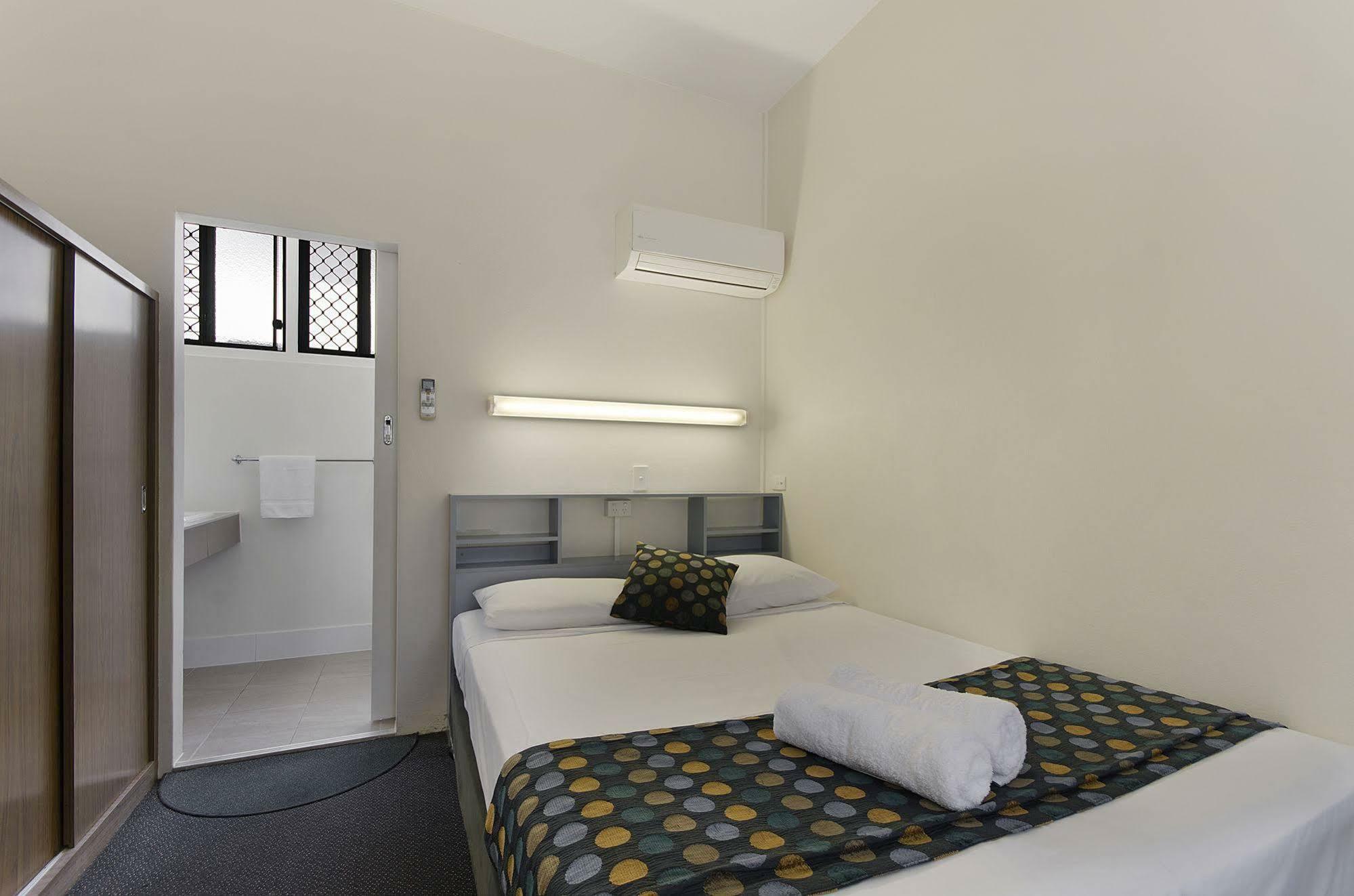 Beach House Motel Townsville Exteriér fotografie